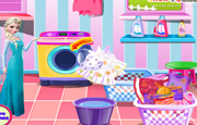 Game Elsa Washing Dirty Clothes