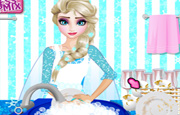 Elsa Washing Dishes